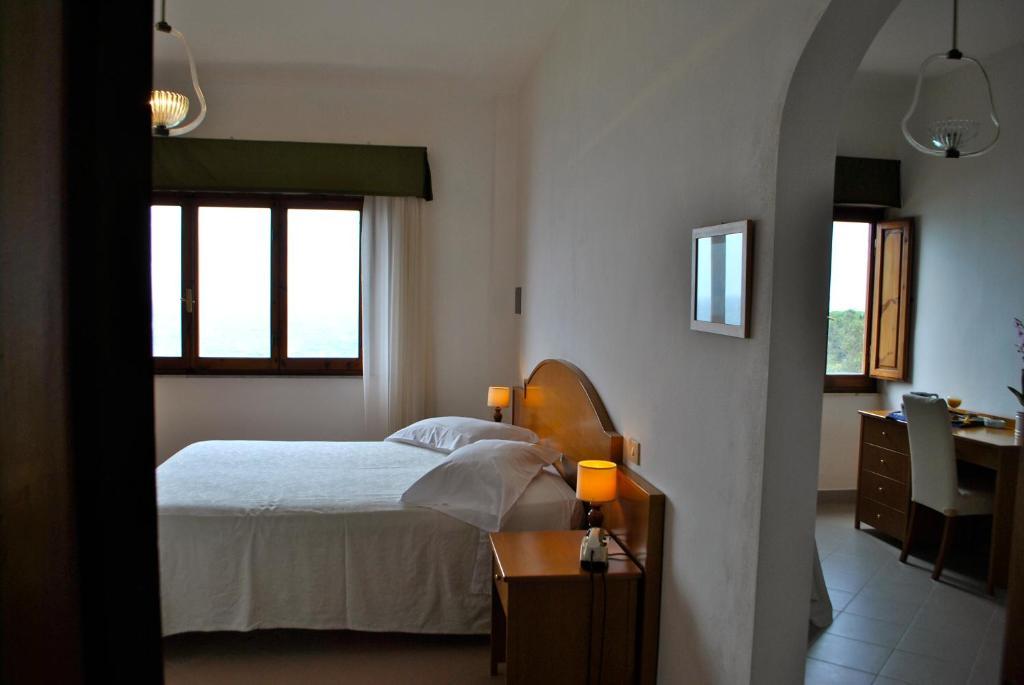 Albergo Miramare Castiglioncello Oda fotoğraf